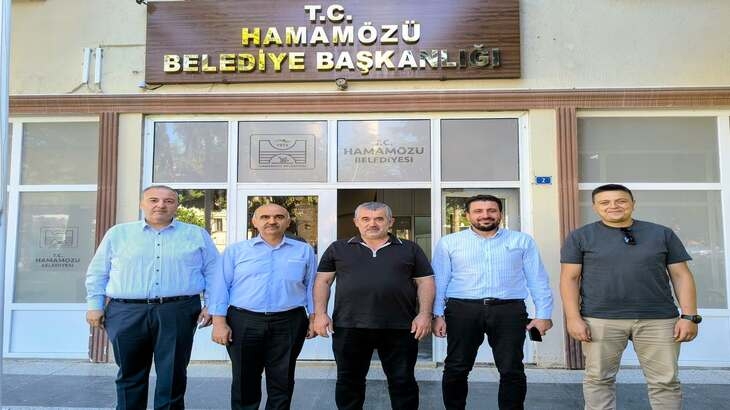 Belediye Başkanımız Cihan DEMİR, Amasya İl Sağlık Müdürü Dr. Dursun KOÇ’un başkanlığındaki heyeti makamında ağırladı.
