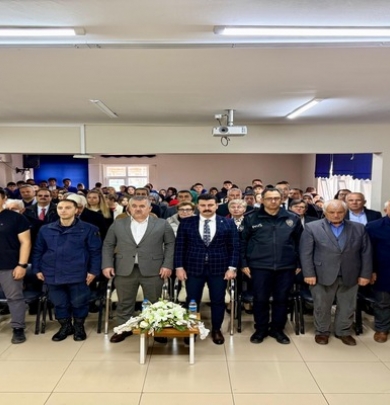 Belediye Başkanımız Cihan DEMİR, İlçe Milli Eğitim Müdürlüğü tarafından düzenlenen 24 Kasım Öğretmenler Günü Kutlama Programı’na katıldı.