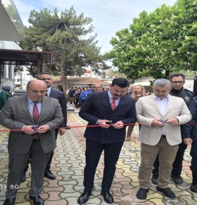 Belediye Başkanımız Cihan DEMİR, İlçe Milli Eğitim Müdürlüğümüz tarafından düzenlenen “Vakti Kuşanmak Projesi Yıl Sonu Etkinliği” programına katıldı.