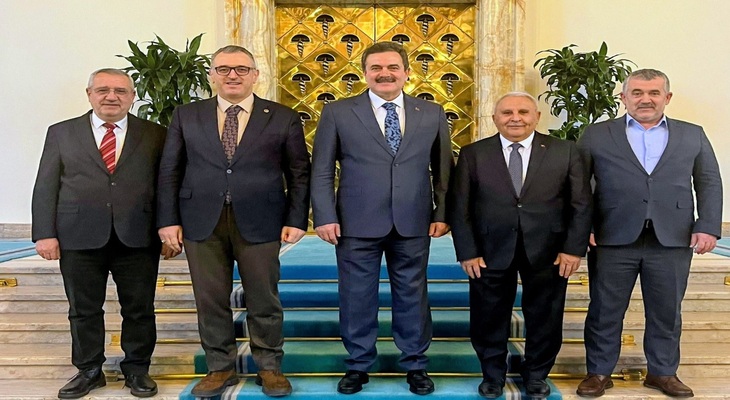 Belediye Başkanımız Cihan DEMİR, Türkiye Büyük Millet Meclisi’nde Milletvekillerimiz Sn. Haluk İPEK ve Sn. Hasan ÇİLEZ’i ziyaret etti. 