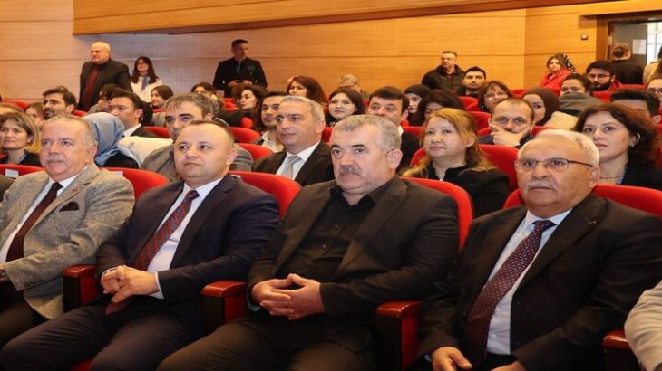 Amasya Üniversitesi.