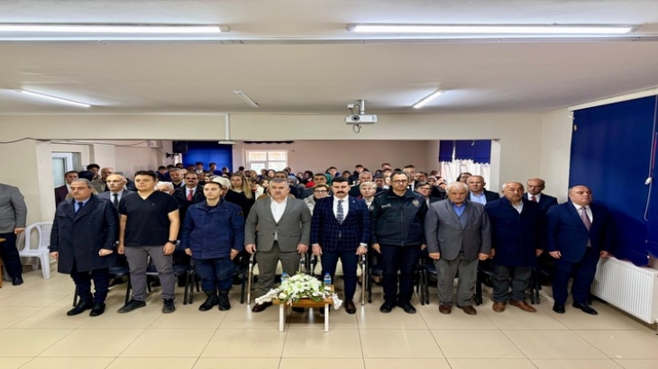 Belediye Başkanımız Cihan DEMİR, İlçe Milli Eğitim Müdürlüğü tarafından düzenlenen 24 Kasım Öğretmenler Günü Kutlama Programı’na katıldı.